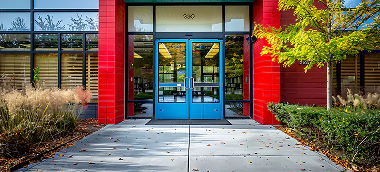 Roll Up Storefront Doors in Burlington, ON