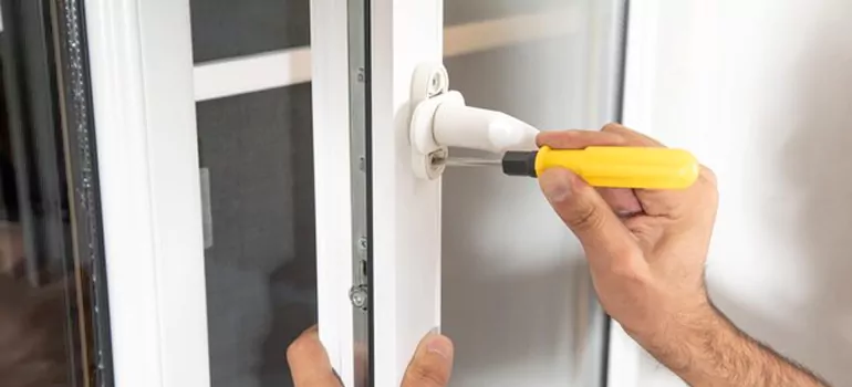 Casement Window Handle Replacement in Burlington, ON