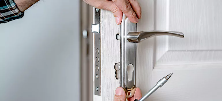 Front Door Knob Repair in Burlington, ON