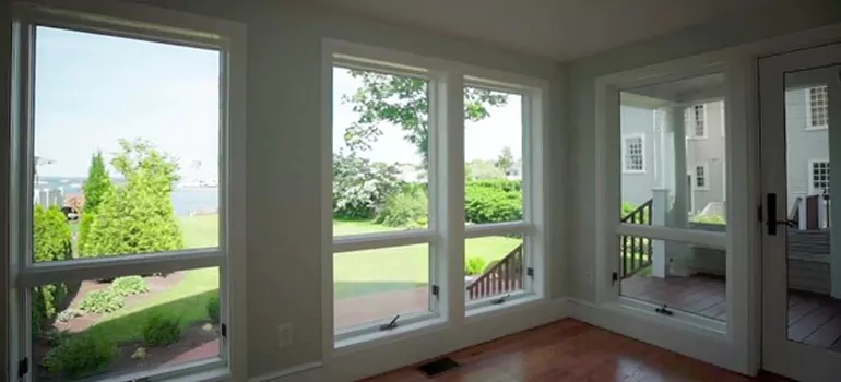 Double-hung Window Repair in Burlington, ON