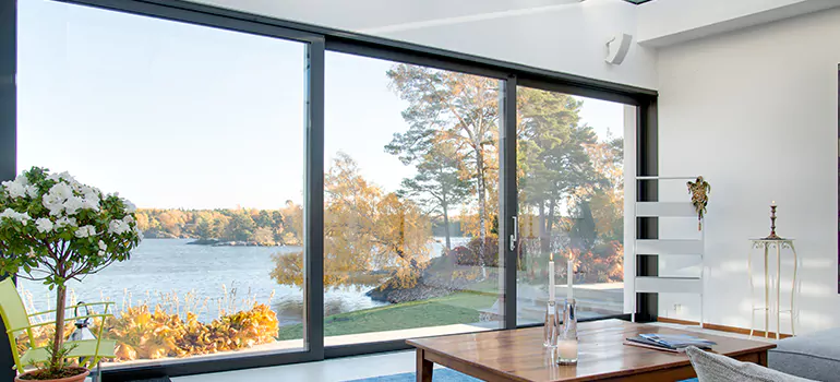 Custom Residential Window Tinting in Burlington, ON