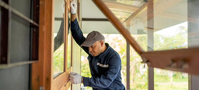 Double Hung Vinyl Window Sash Replacement in Burlington, ON